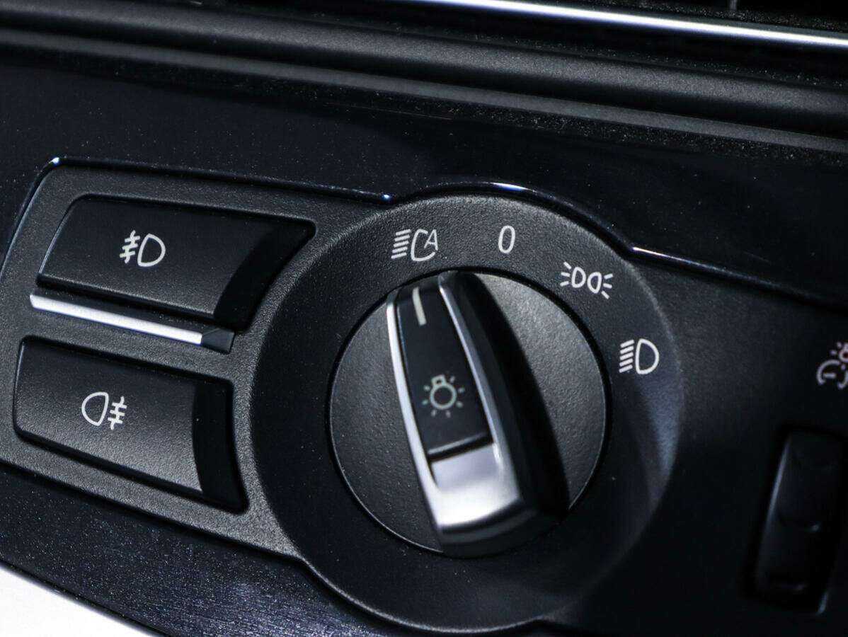 БМВ 5 серии б/у, 2013, Автоматическая. Фото: #14