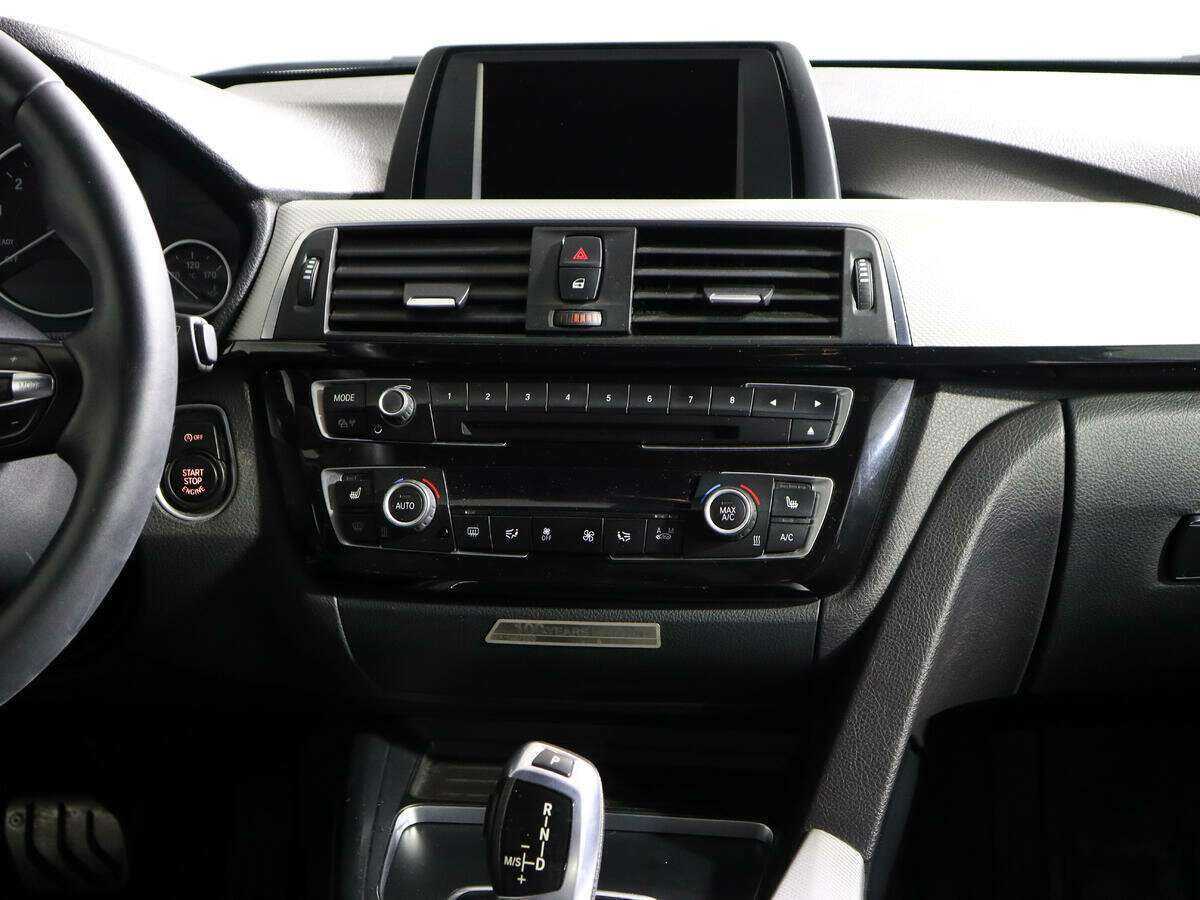 БМВ 3 серии б/у, 2016, Автоматическая. Фото: #12