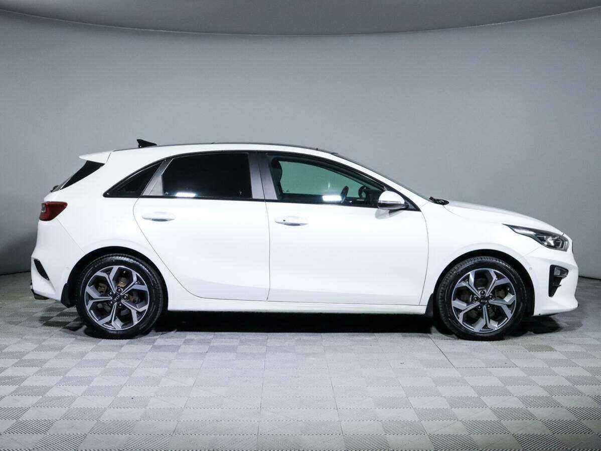 Киа Сид б/у, 2018, Роботизированная. Фото: #3