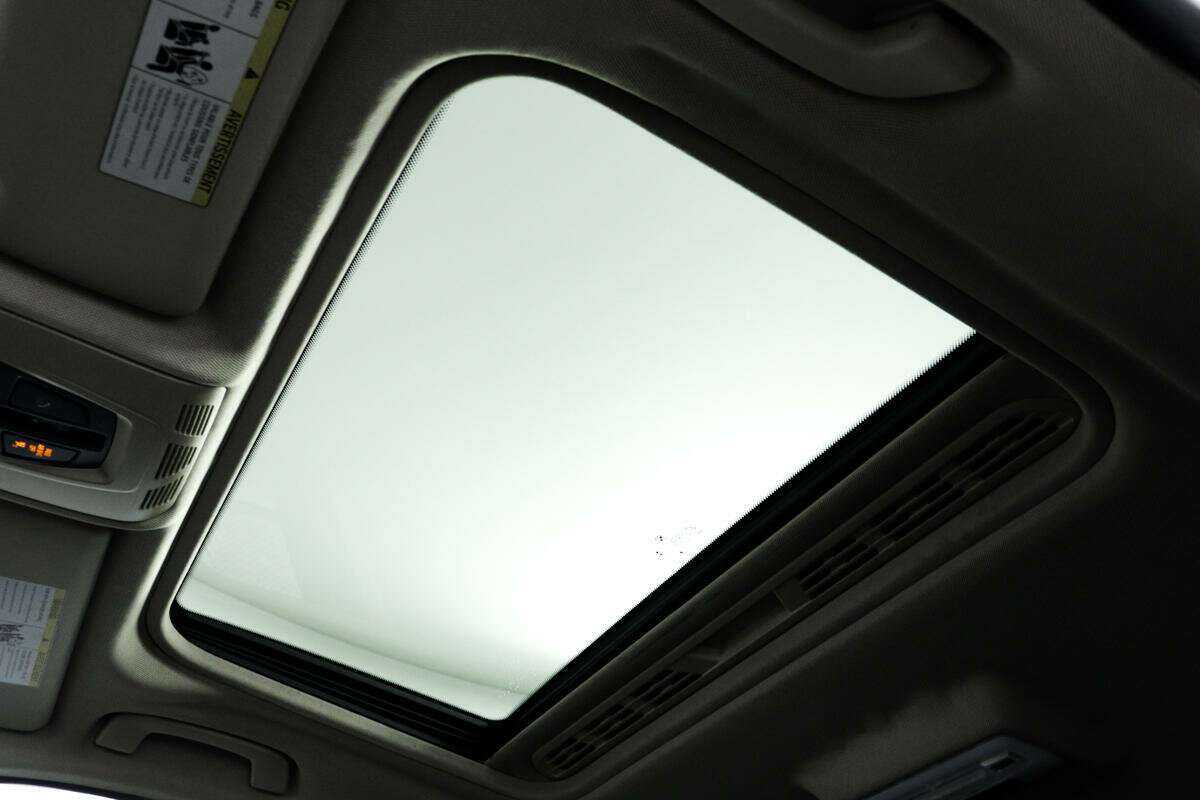 БМВ 3 серии б/у, 2016, Автоматическая. Фото: #12