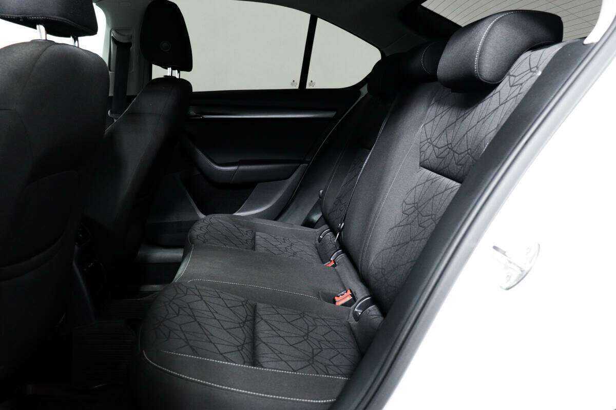 Шкода Октавия б/у, 2019, Роботизированная. Фото: #10