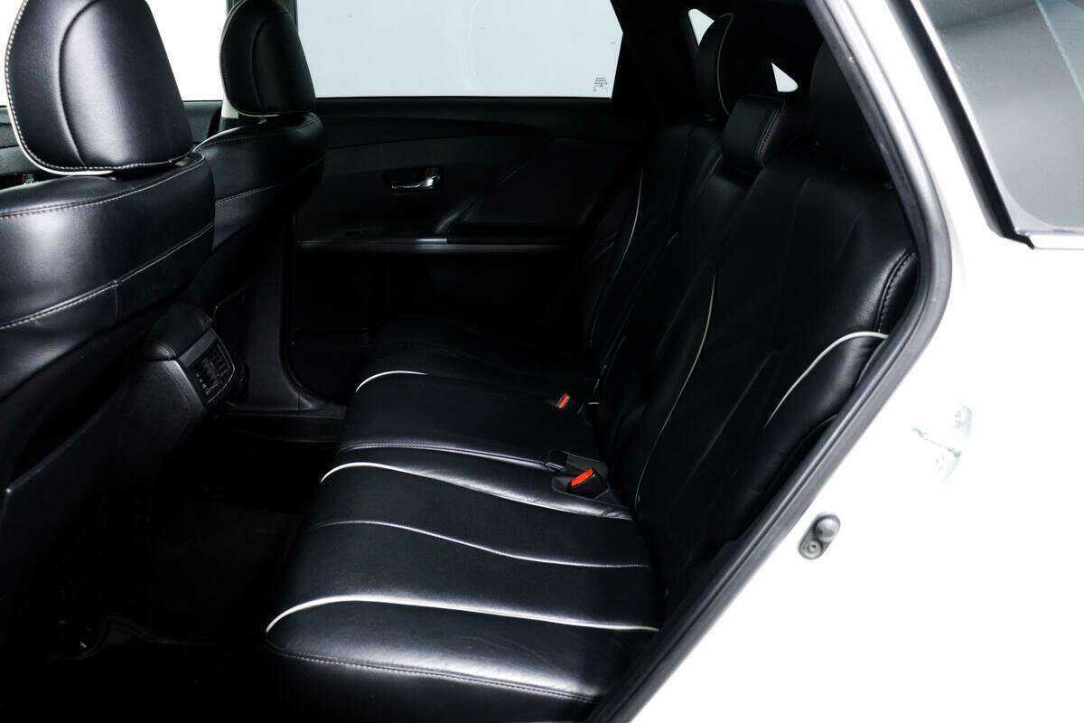 Тойота Венза б/у, 2013, Автоматическая. Фото: #11