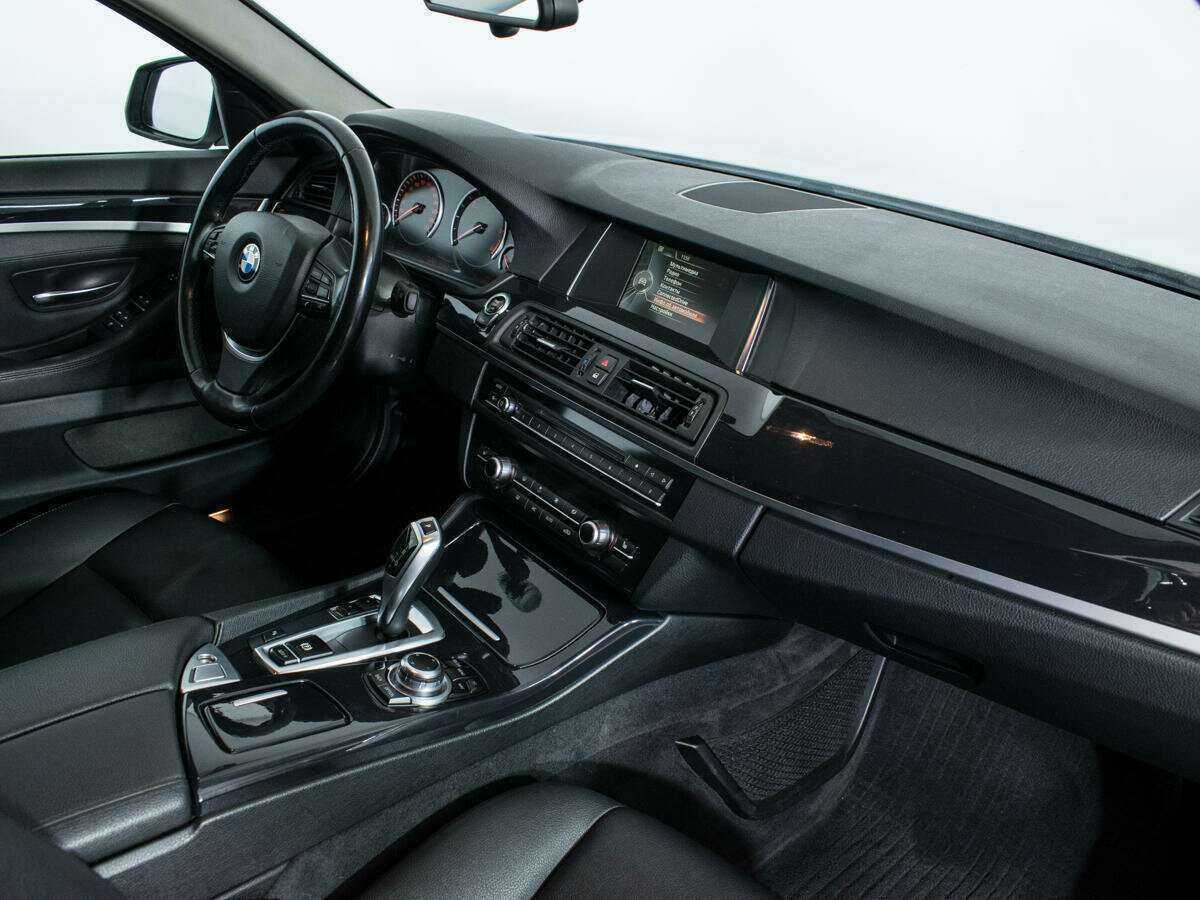 БМВ 5 серии б/у, 2016, Автоматическая. Фото: #8