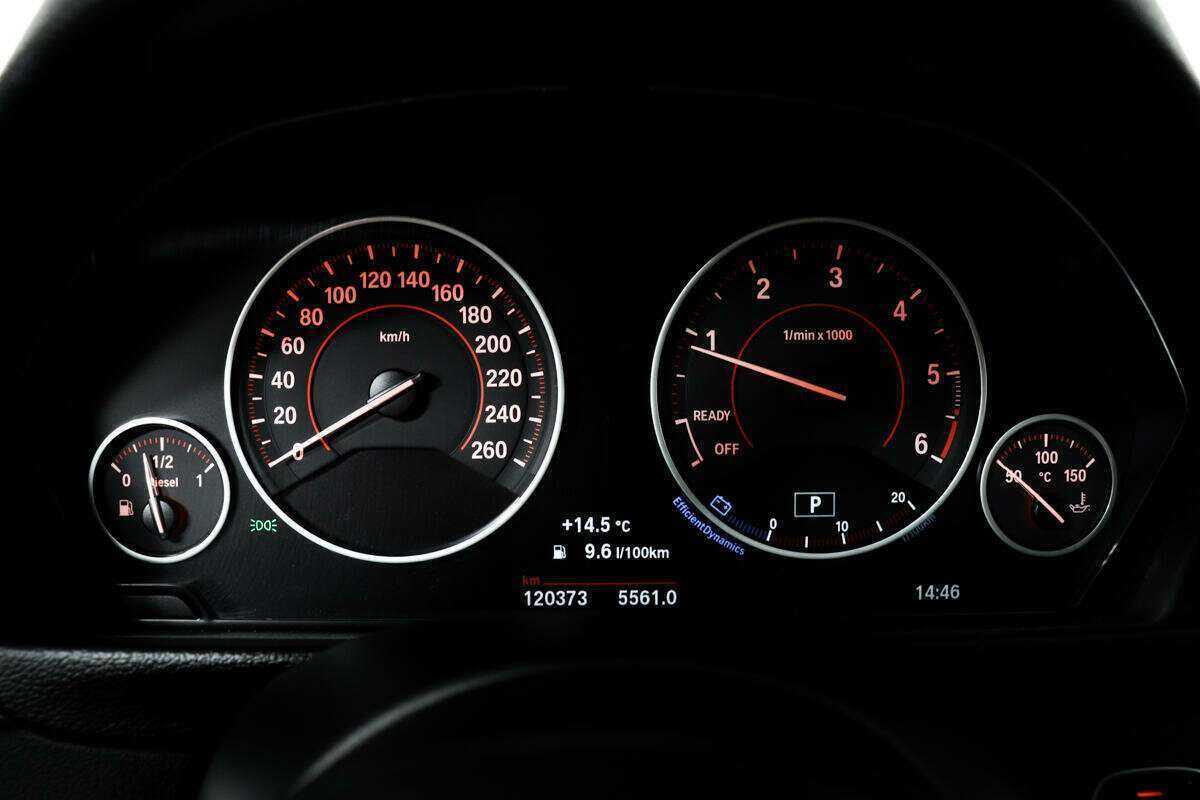 БМВ 3 серии б/у, 2016, Автоматическая. Фото: #9