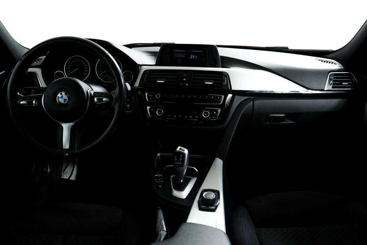 БМВ 3 серии б/у, 2018, Автоматическая. Фото: #10