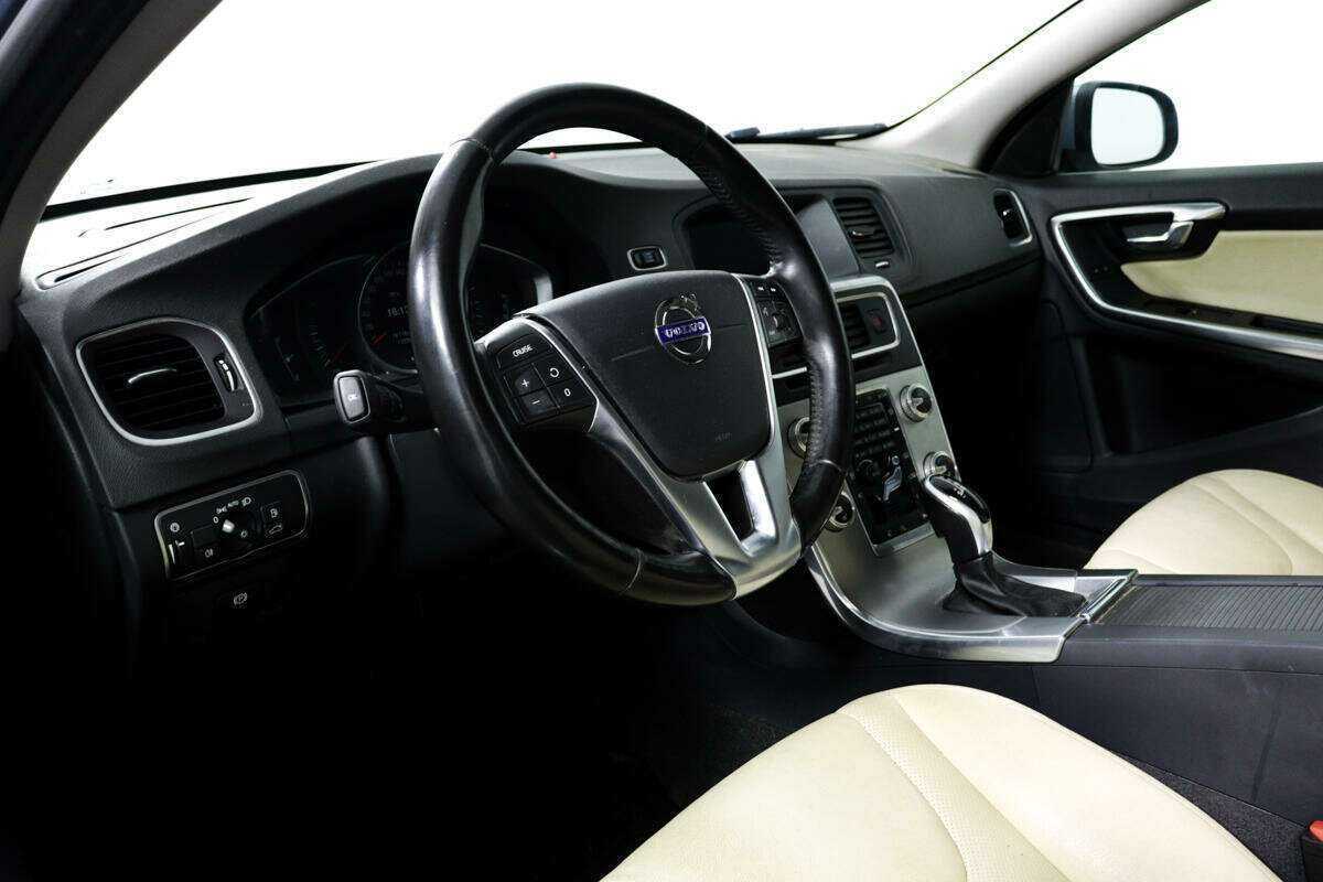 Вольво С60 б/у, 2017, Автоматическая. Фото: #12