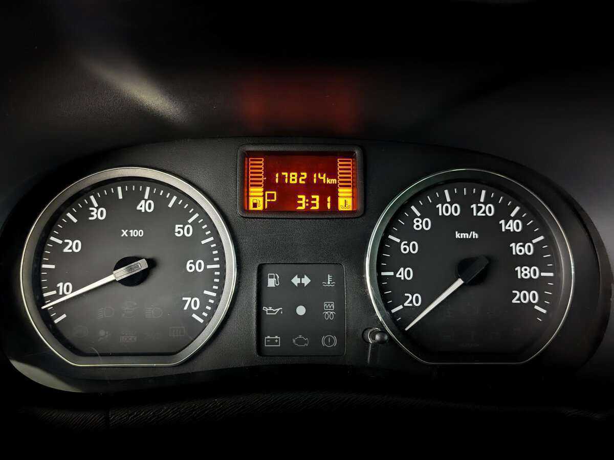 Ниссан Террано б/у, 2015, Автоматическая. Фото: #9