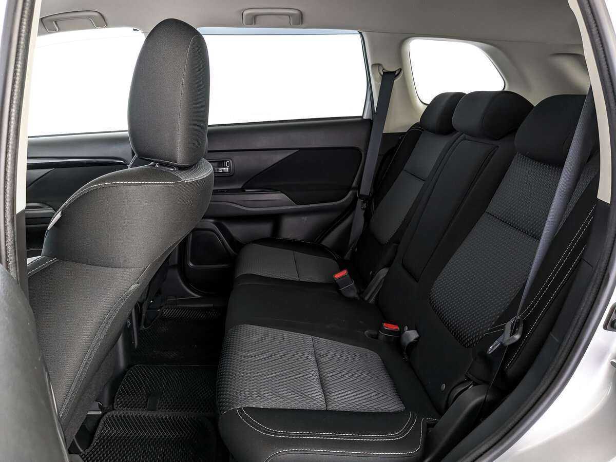 Митсубиши Оутлэндер б/у, 2020, Вариатор. Фото: #15