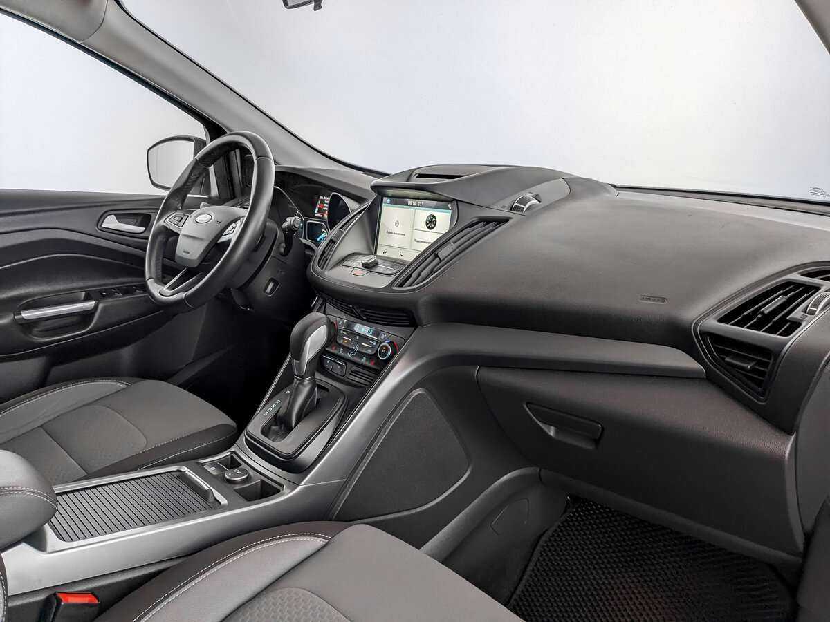 Форд Куга б/у, 2016, Автоматическая. Фото: #10