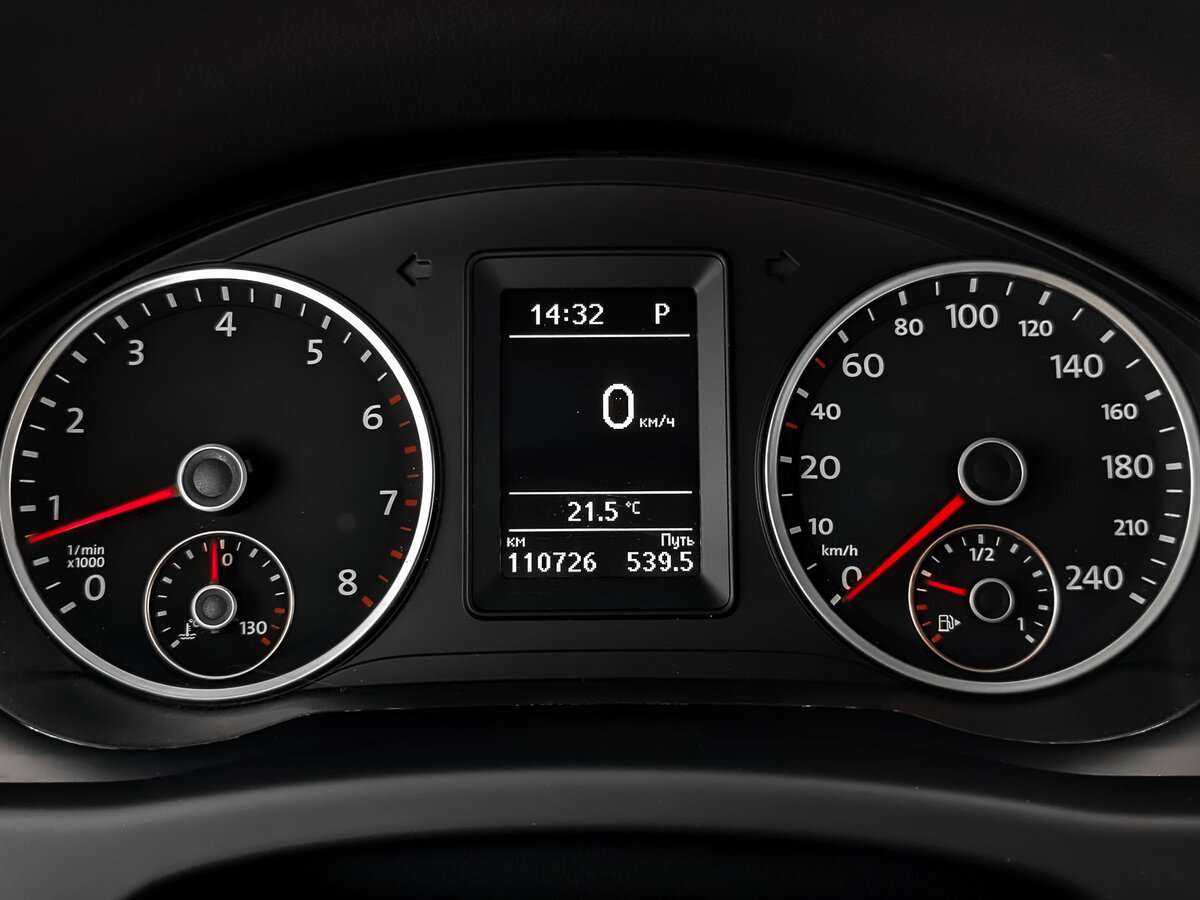 Фольксваген Тигуан б/у, 2015, Роботизированная. Фото: #11