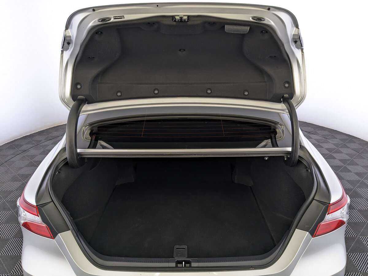 Тойота Камри б/у, 2020, Автоматическая. Фото: #9