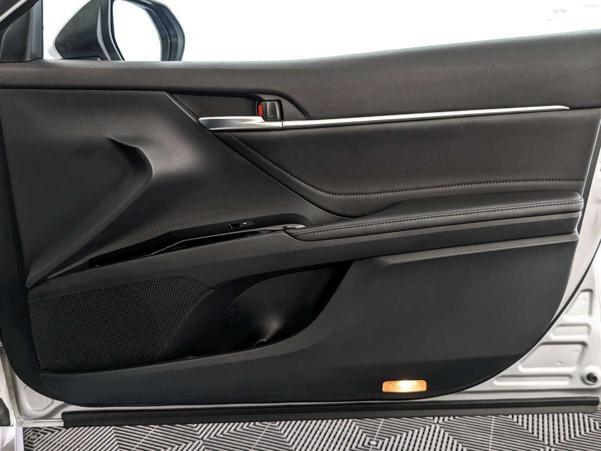 Тойота Камри б/у, 2020, Автоматическая. Фото: #24