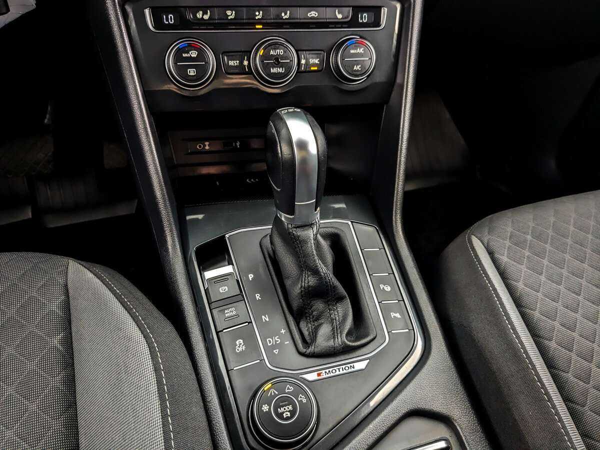 Фольксваген Тигуан б/у, 2017, Роботизированная. Фото: #20