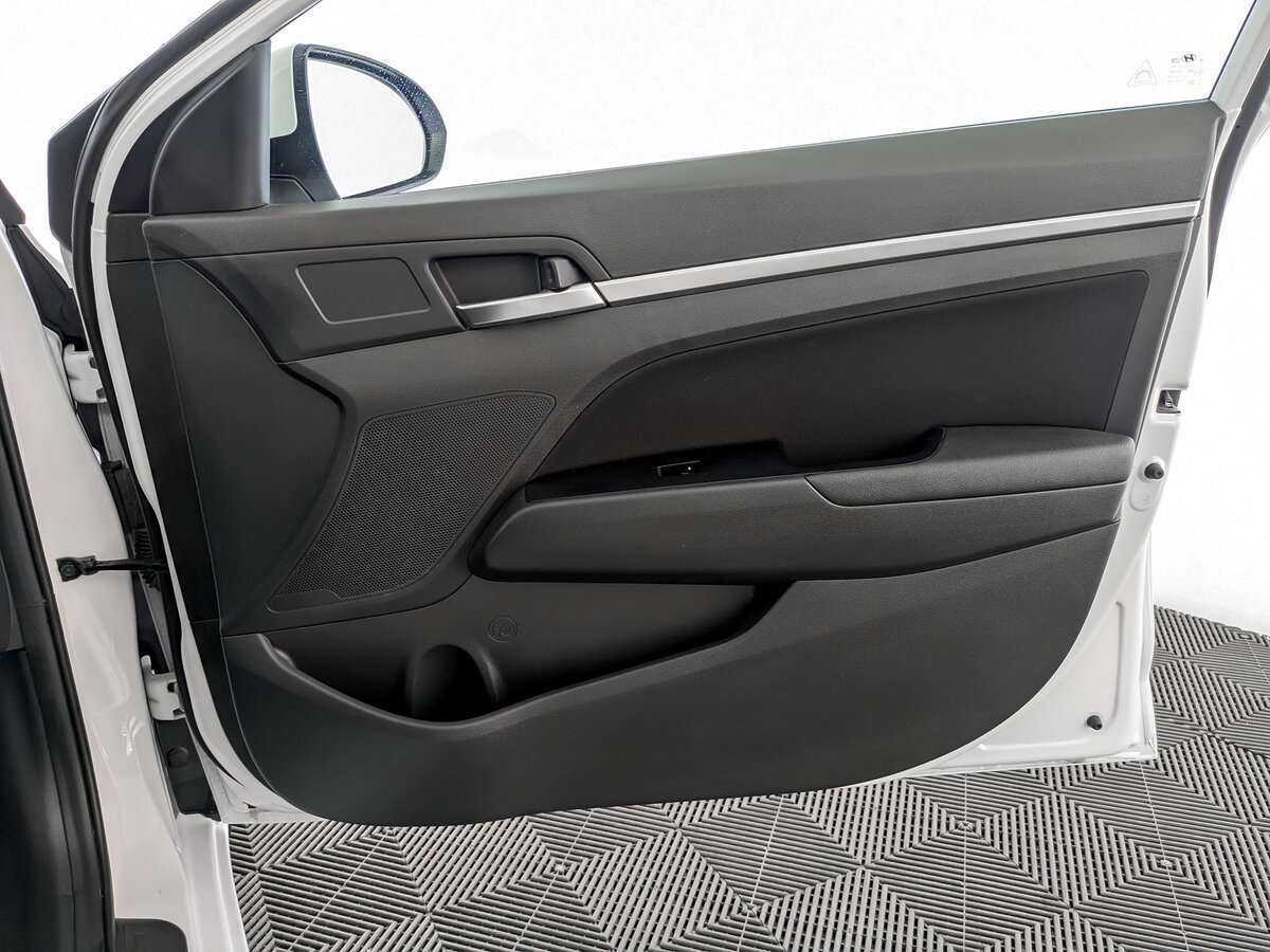 Хендай Елантра б/у, 2020, Автоматическая. Фото: #19