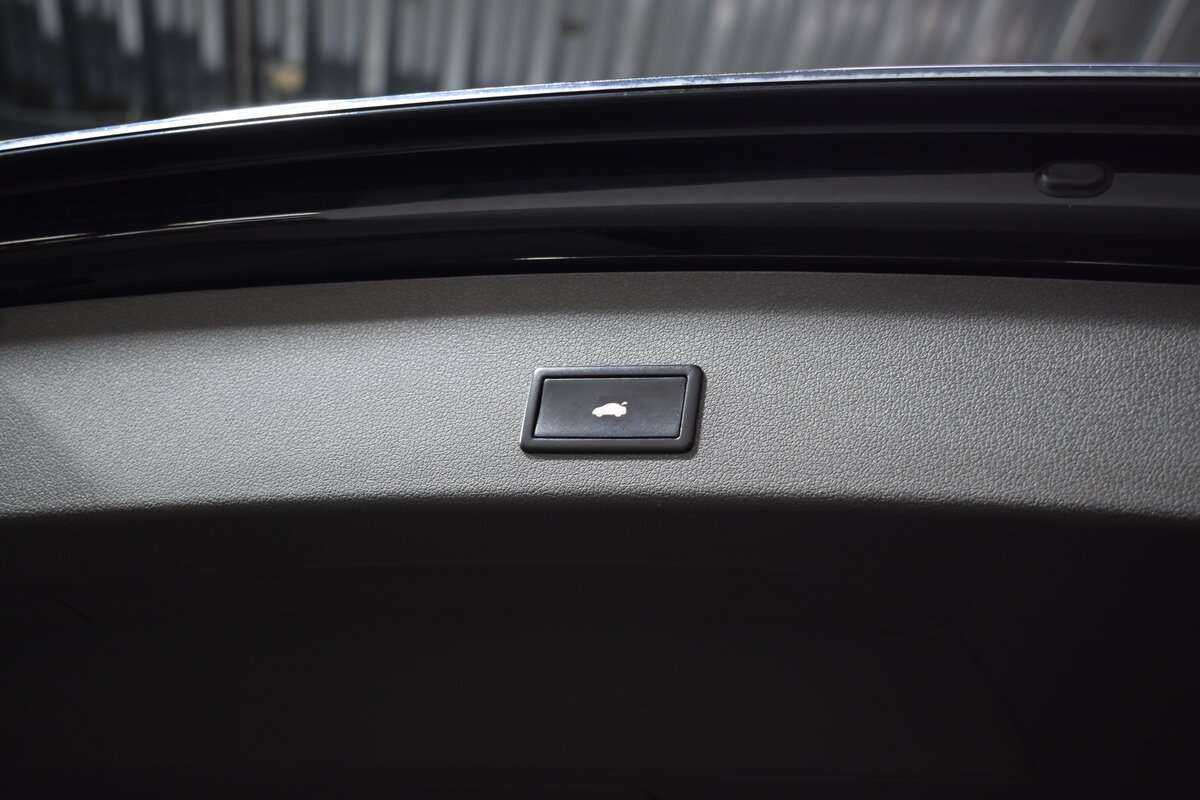 Ауди К5 б/у, 2012, Роботизированная. Фото: #6