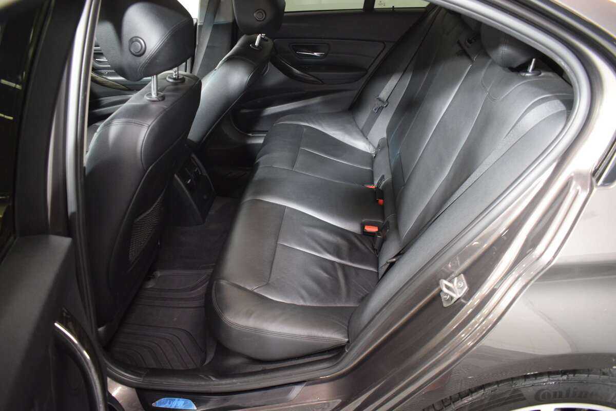 БМВ 3 серии б/у, 2012, Автоматическая. Фото: #12