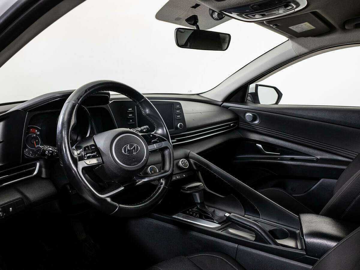 Хендай Елантра б/у, 2020, Автоматическая. Фото: #8
