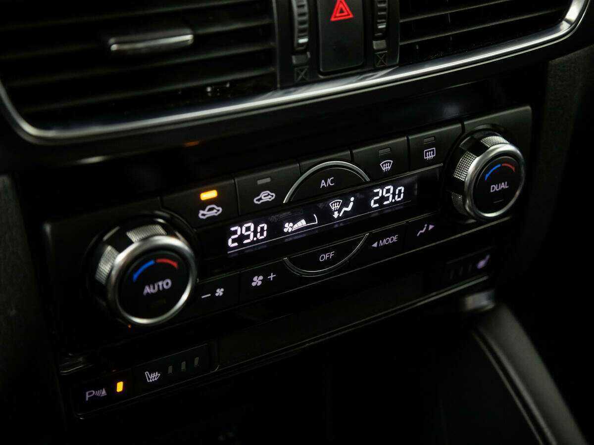 Мазда Ц-Икс-5 б/у, 2016, Автоматическая. Фото: #15