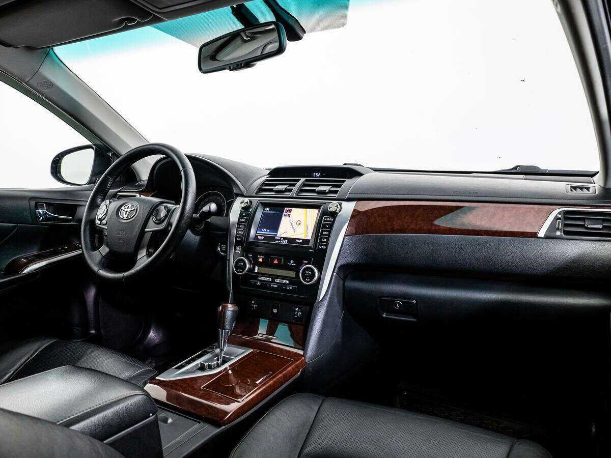 Тойота Камри б/у, 2013, Автоматическая. Фото: #8