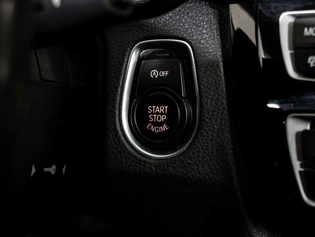 БМВ 3 серии б/у, 2017, Автоматическая. Фото: #15