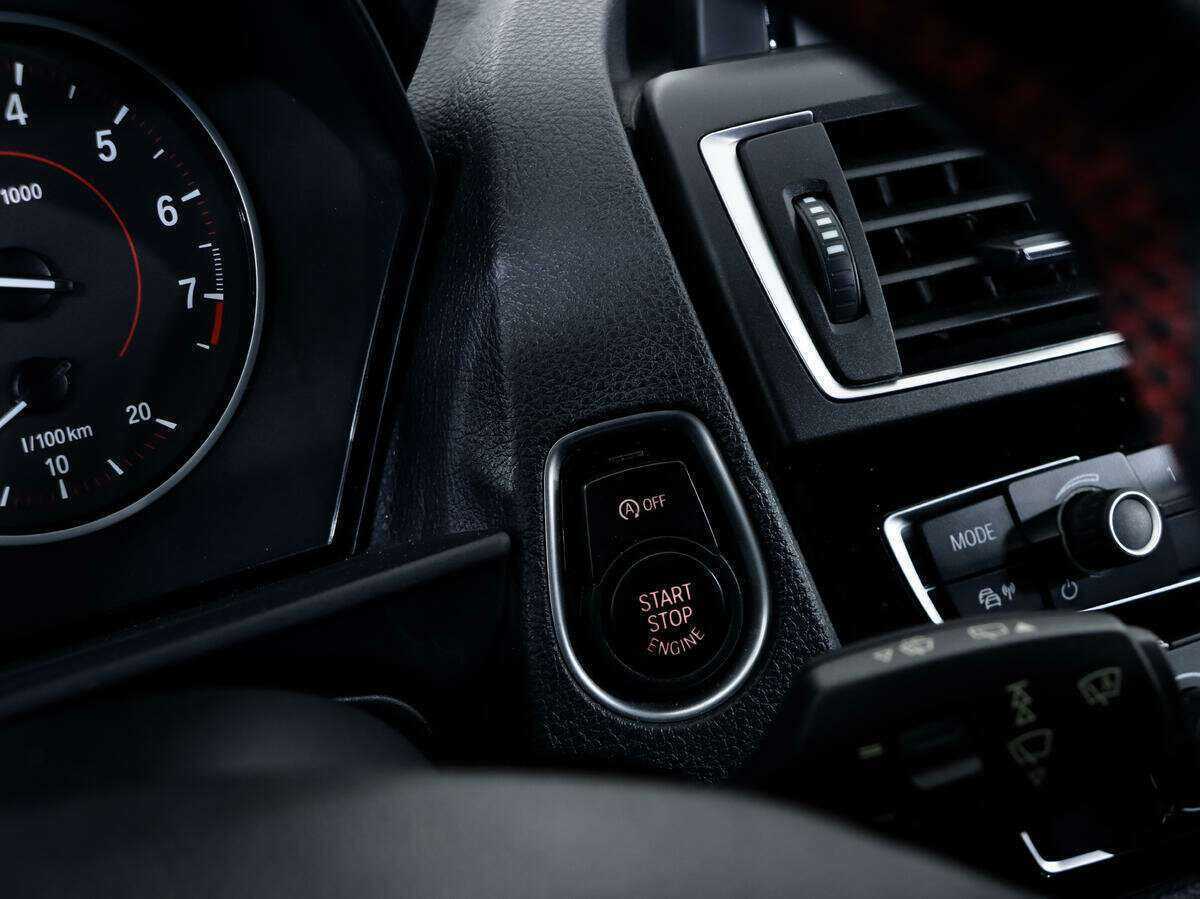 БМВ 1 серии б/у, 2016, Автоматическая. Фото: #15