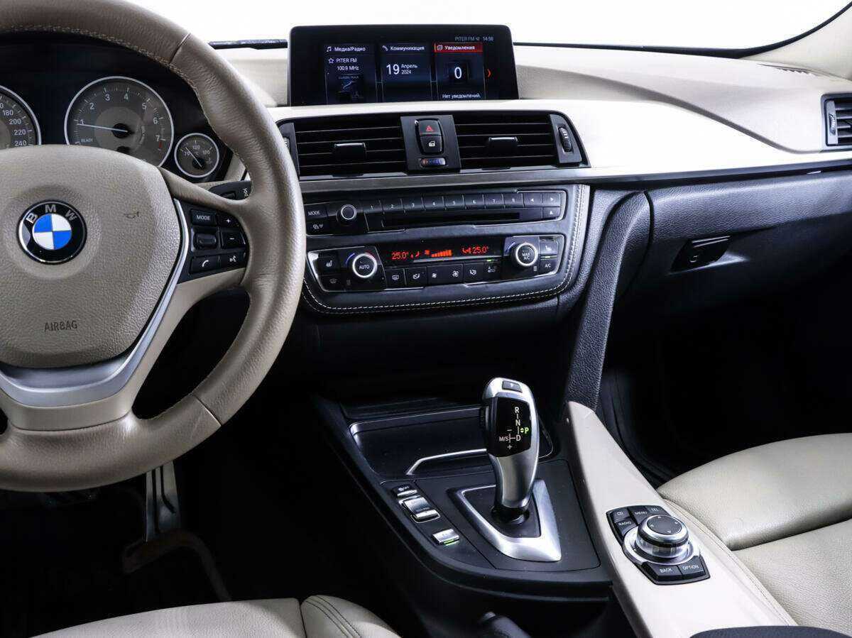 БМВ 3 серии б/у, 2012, Автоматическая. Фото: #12