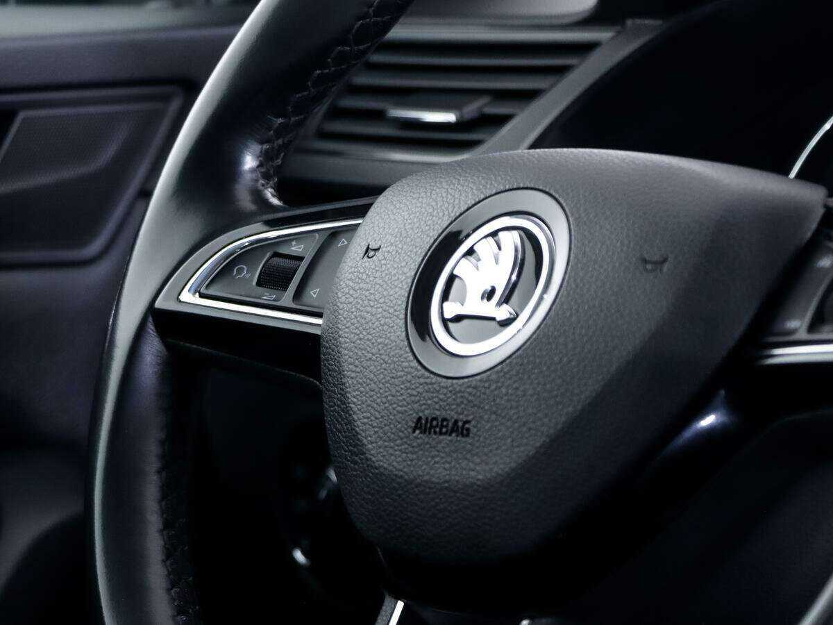 Шкода Суперб б/у, 2018, Роботизированная. Фото: #11