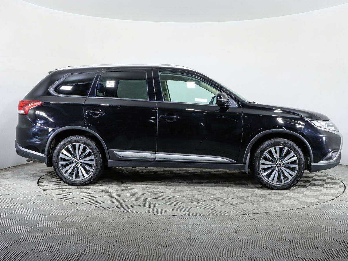 Митсубиши Оутлэндер б/у, 2020, Вариатор. Фото: #3