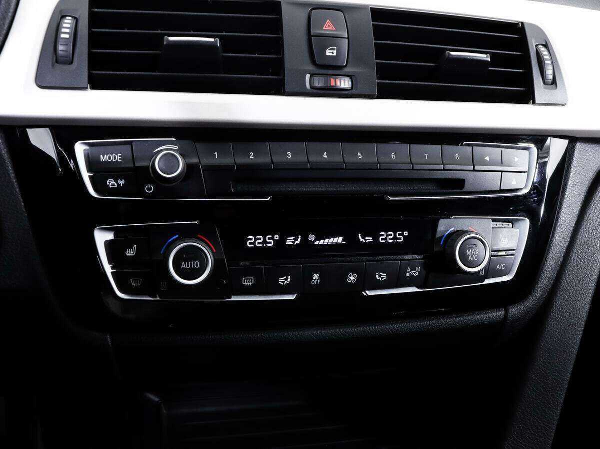 БМВ 3 серии б/у, 2015, Автоматическая. Фото: #16