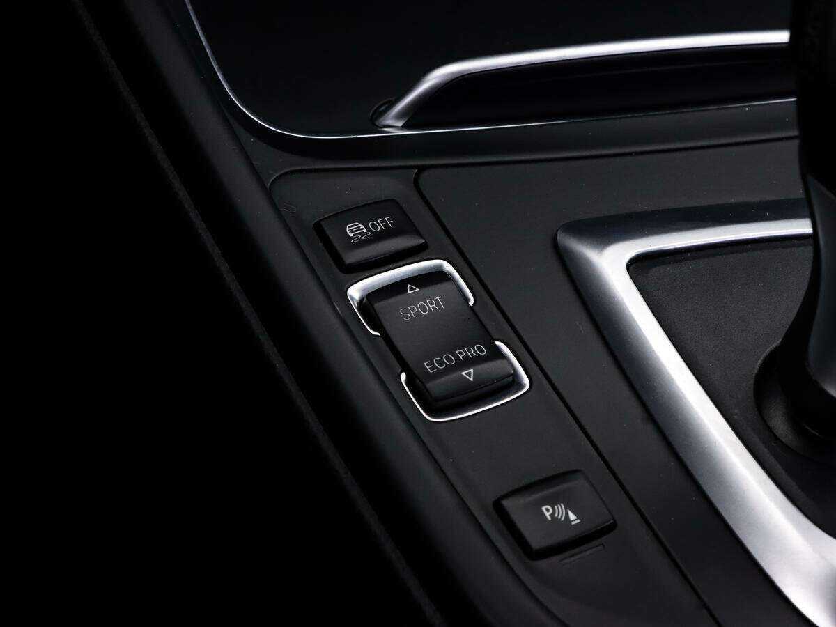 БМВ 3 серии б/у, 2015, Автоматическая. Фото: #18