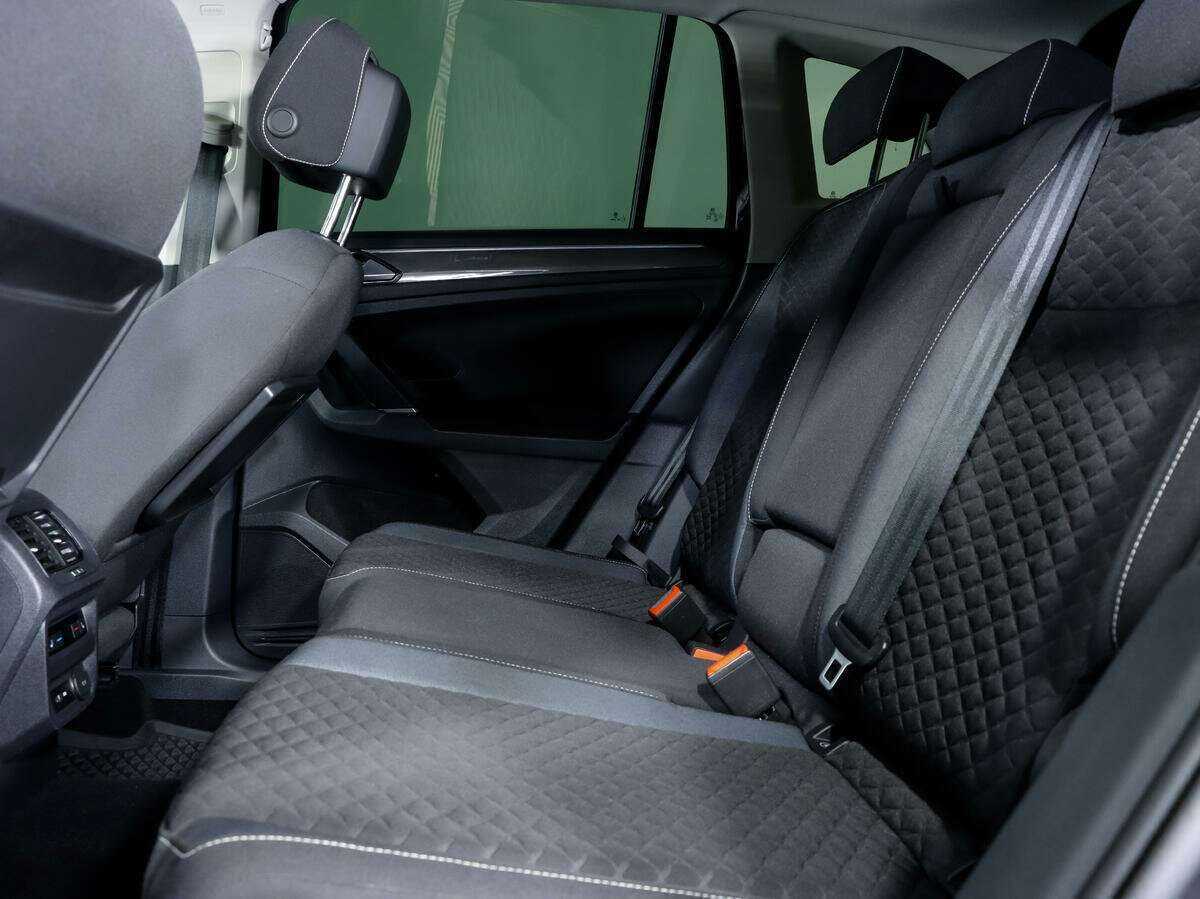 Фольксваген Тигуан б/у, 2018, Роботизированная. Фото: #10