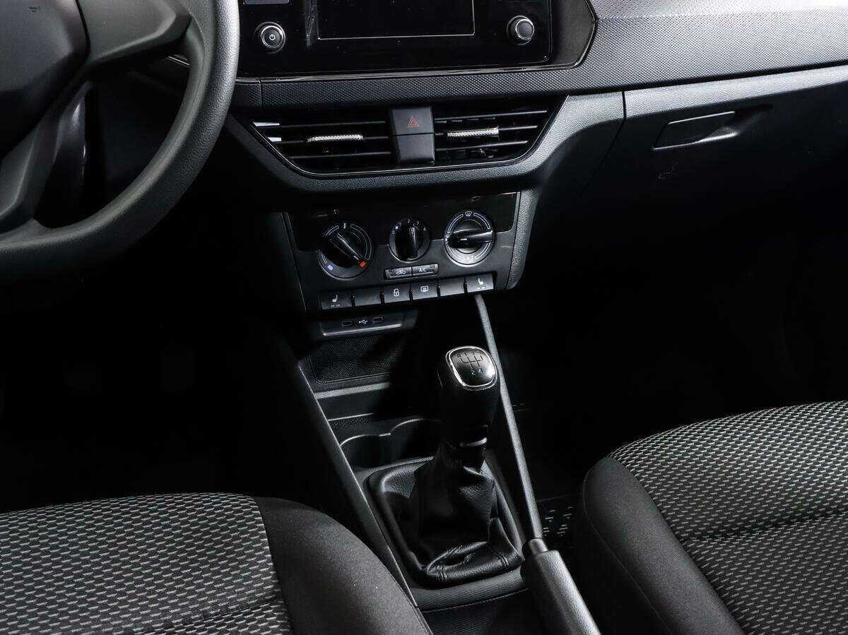 Фольксваген Поло б/у, 2021, Механическая. Фото: #8