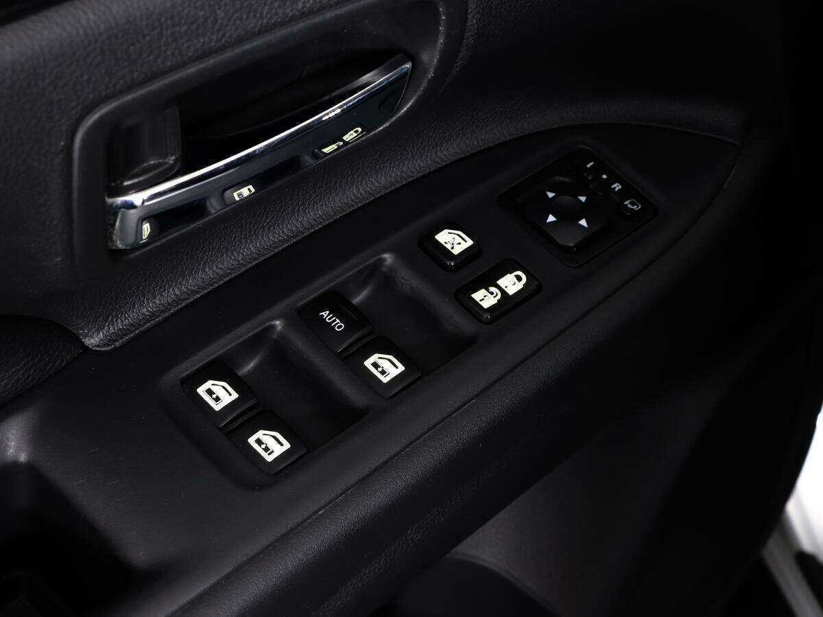 Митсубиши Оутлэндер б/у, 2018, Вариатор. Фото: #11