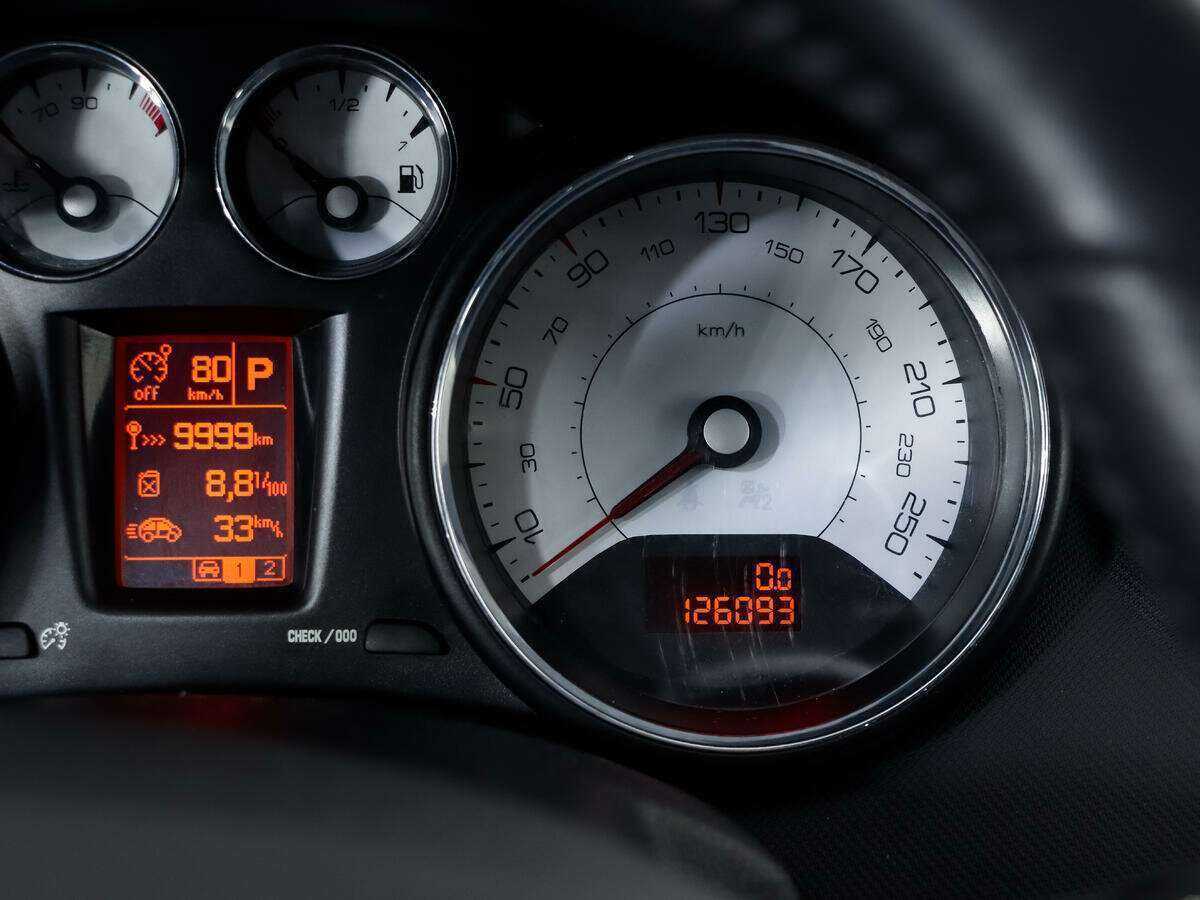 Пежо 408 б/у, 2016, Автоматическая. Фото: #15