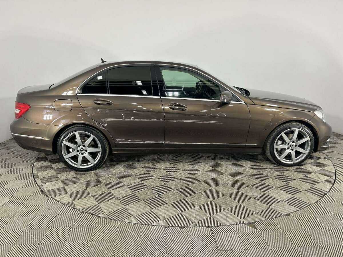 Мерседес-Бенц Ц-Класс б/у, 2013, Автоматическая. Фото: #2