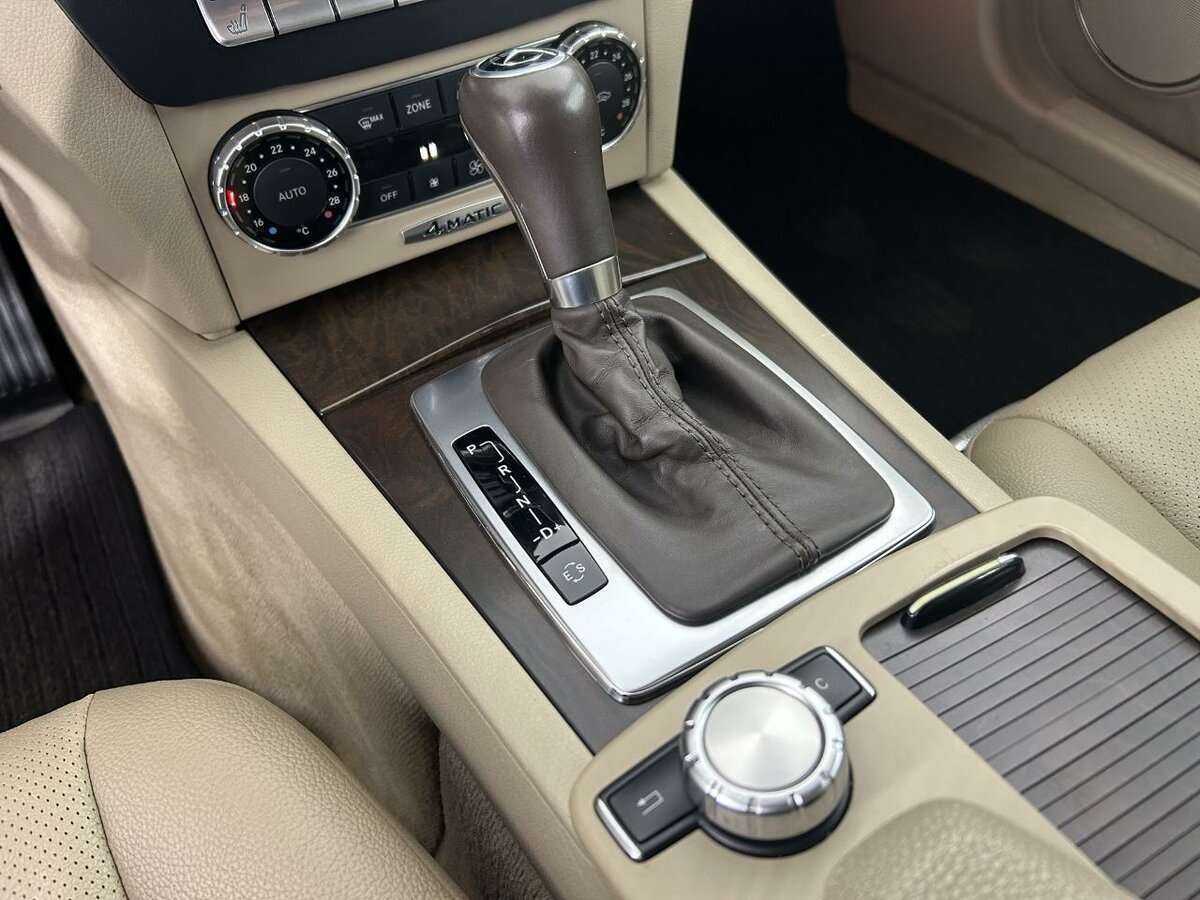 Мерседес-Бенц Ц-Класс б/у, 2013, Автоматическая. Фото: #11