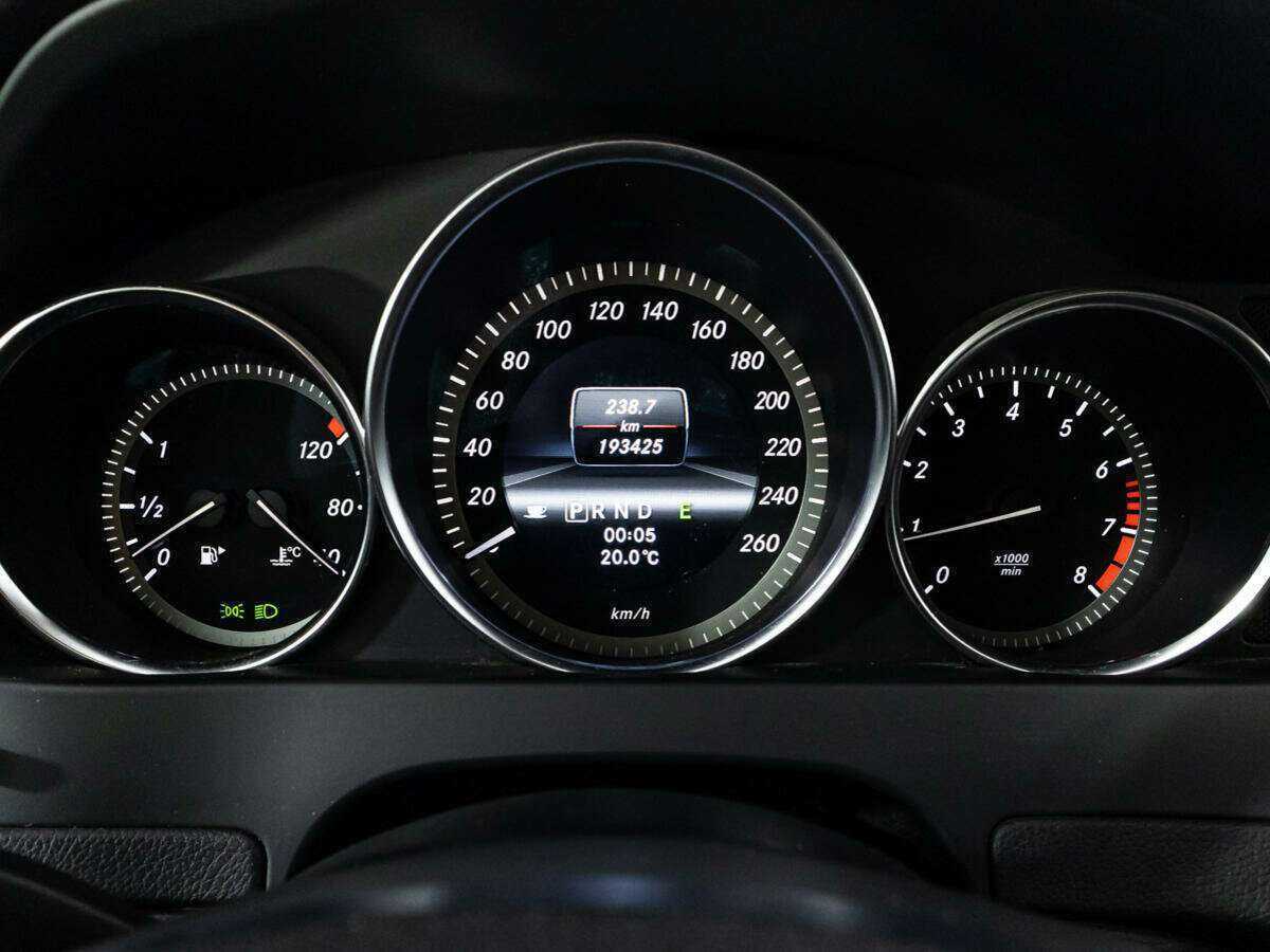 Мерседес-Бенц Ц-Класс б/у, 2012, Автоматическая. Фото: #11