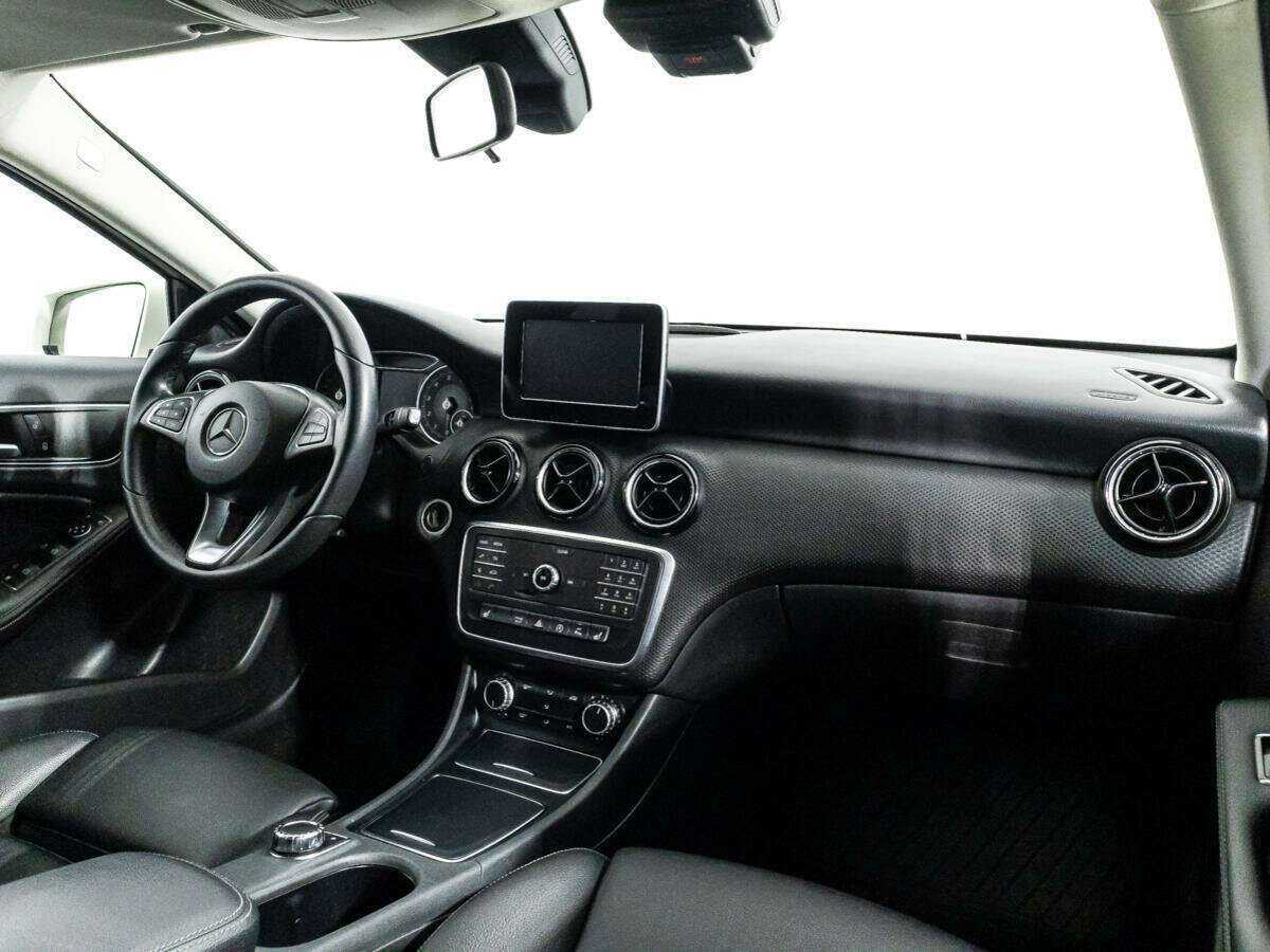 Мерседес-Бенц А-Класс б/у, 2016, Роботизированная. Фото: #8