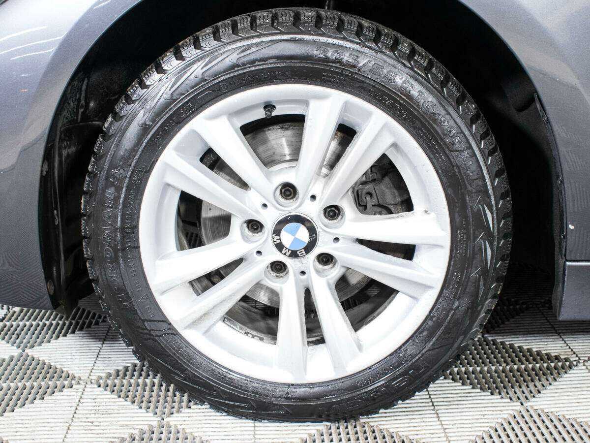 БМВ 3 серии б/у, 2017, Автоматическая. Фото: #16