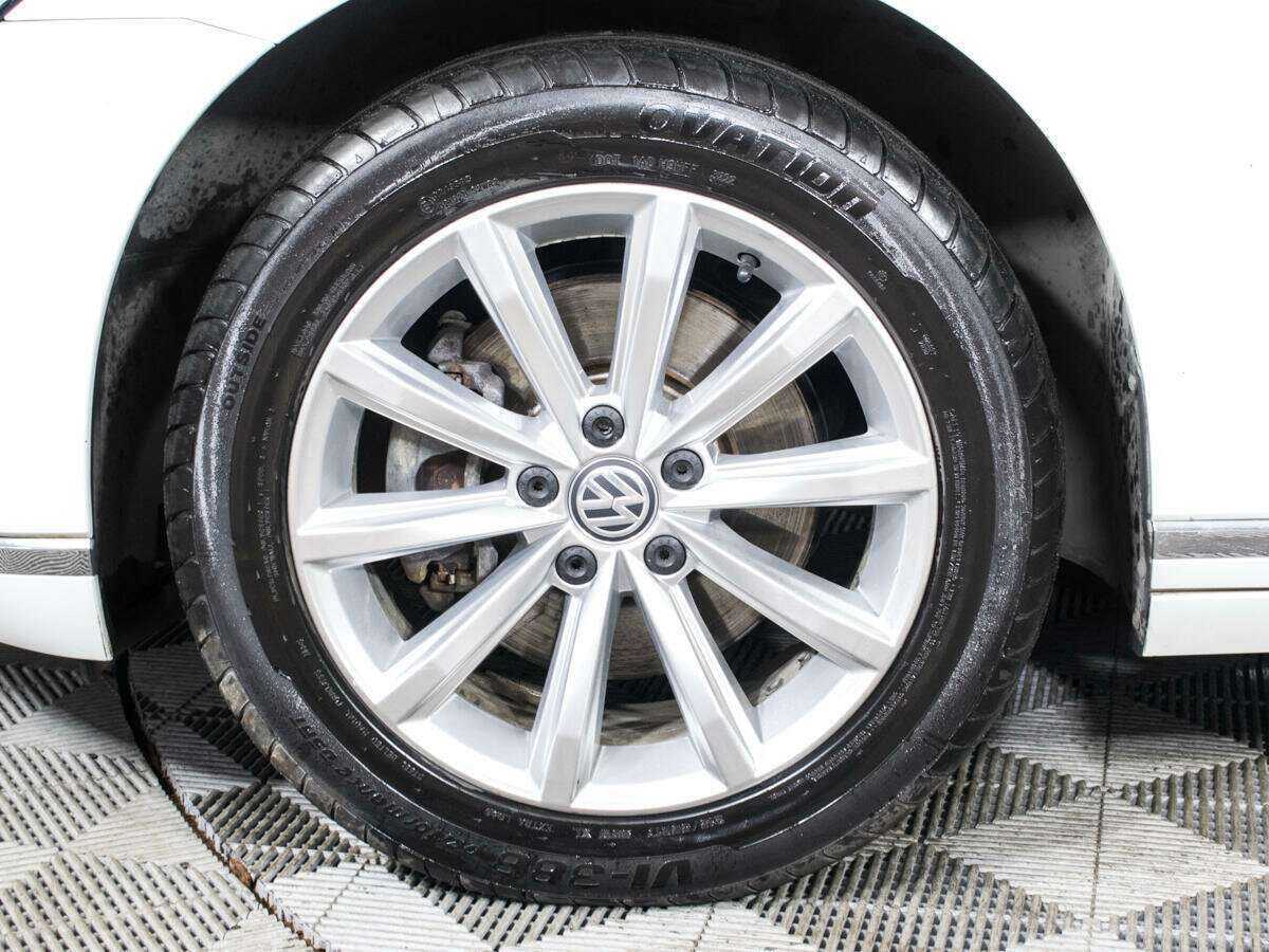 Фольксваген Пассат б/у, 2017, Роботизированная. Фото: #15