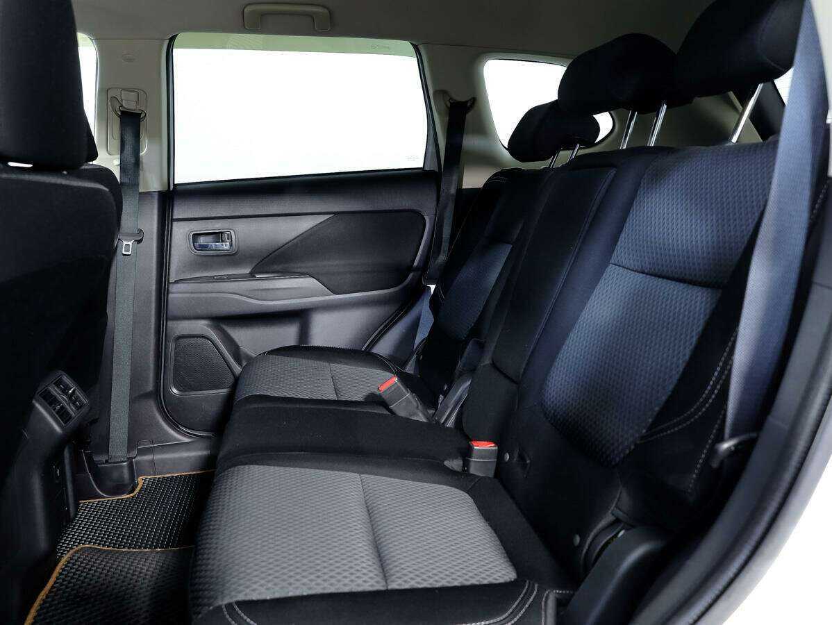 Митсубиши Оутлэндер б/у, 2018, Вариатор. Фото: #12