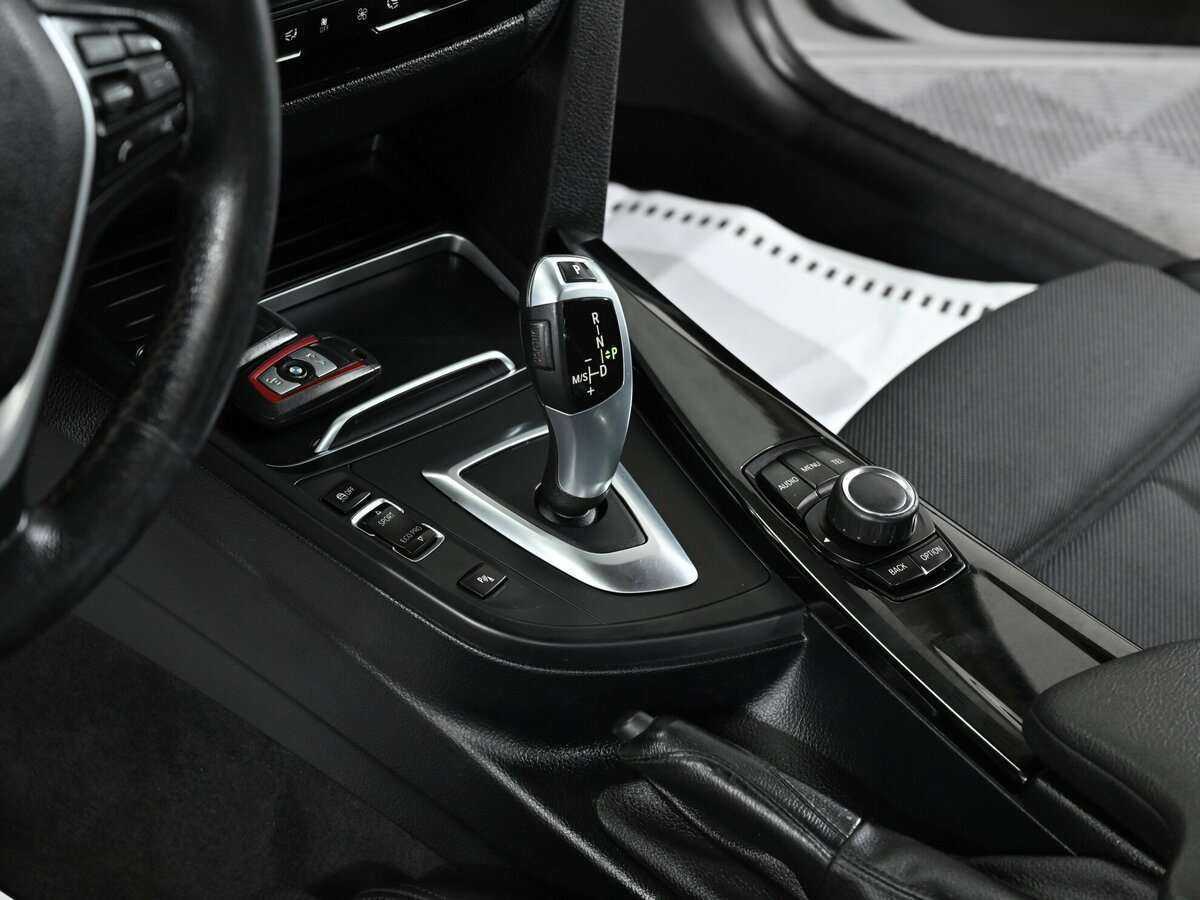 БМВ 3 серии б/у, 2016, Автоматическая. Фото: #7