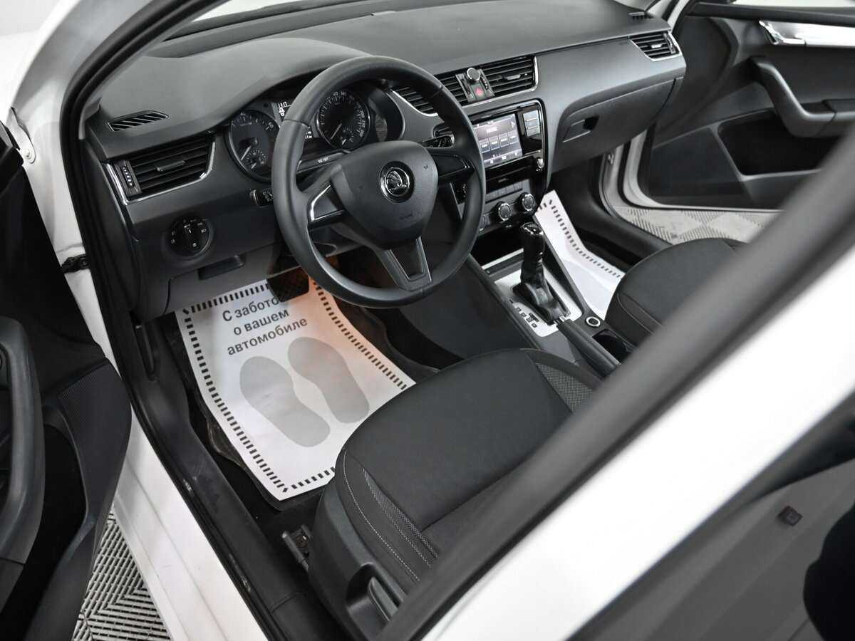 Шкода Октавия б/у, 2017, Роботизированная. Фото: #6