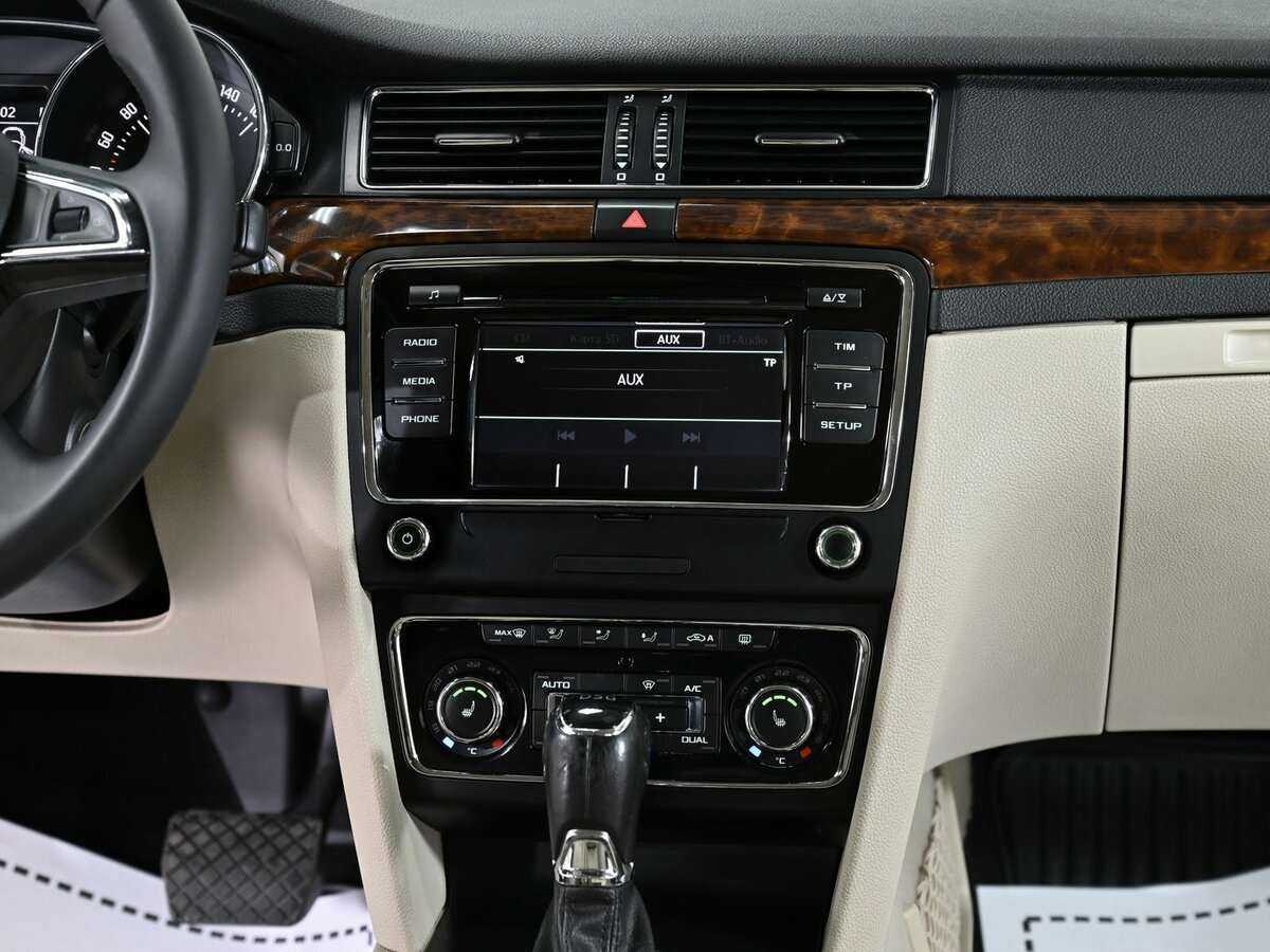 Шкода Суперб б/у, 2013, Роботизированная. Фото: #11