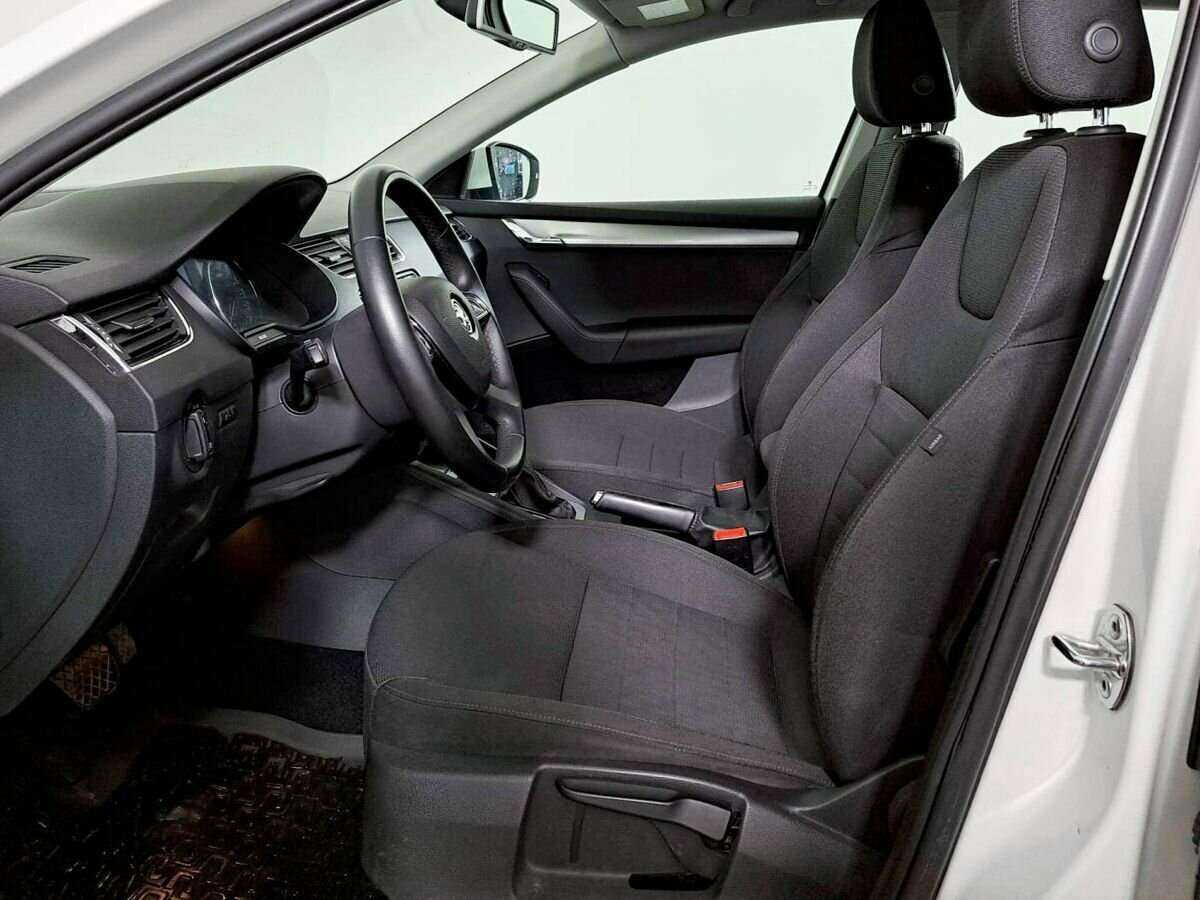 Шкода Октавия б/у, 2014, Роботизированная. Фото: #13