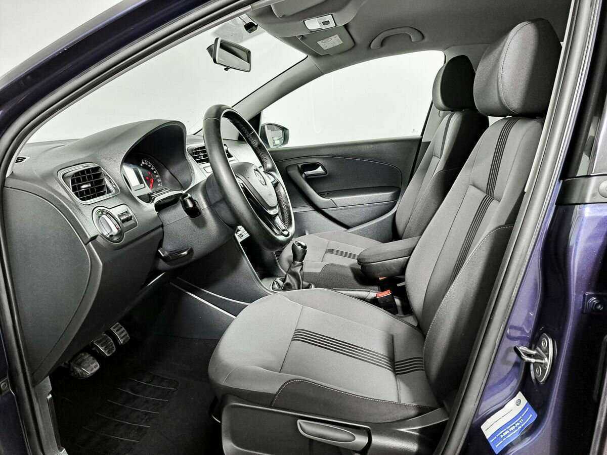 Фольксваген Поло б/у, 2016, Механическая. Фото: #11