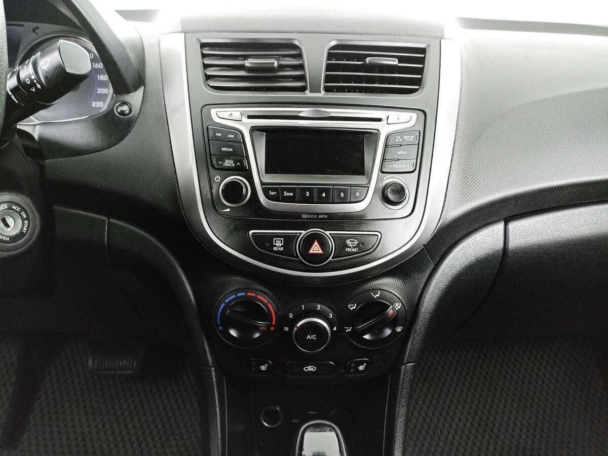 Хендай Солярис б/у, 2015, Автоматическая. Фото: #12