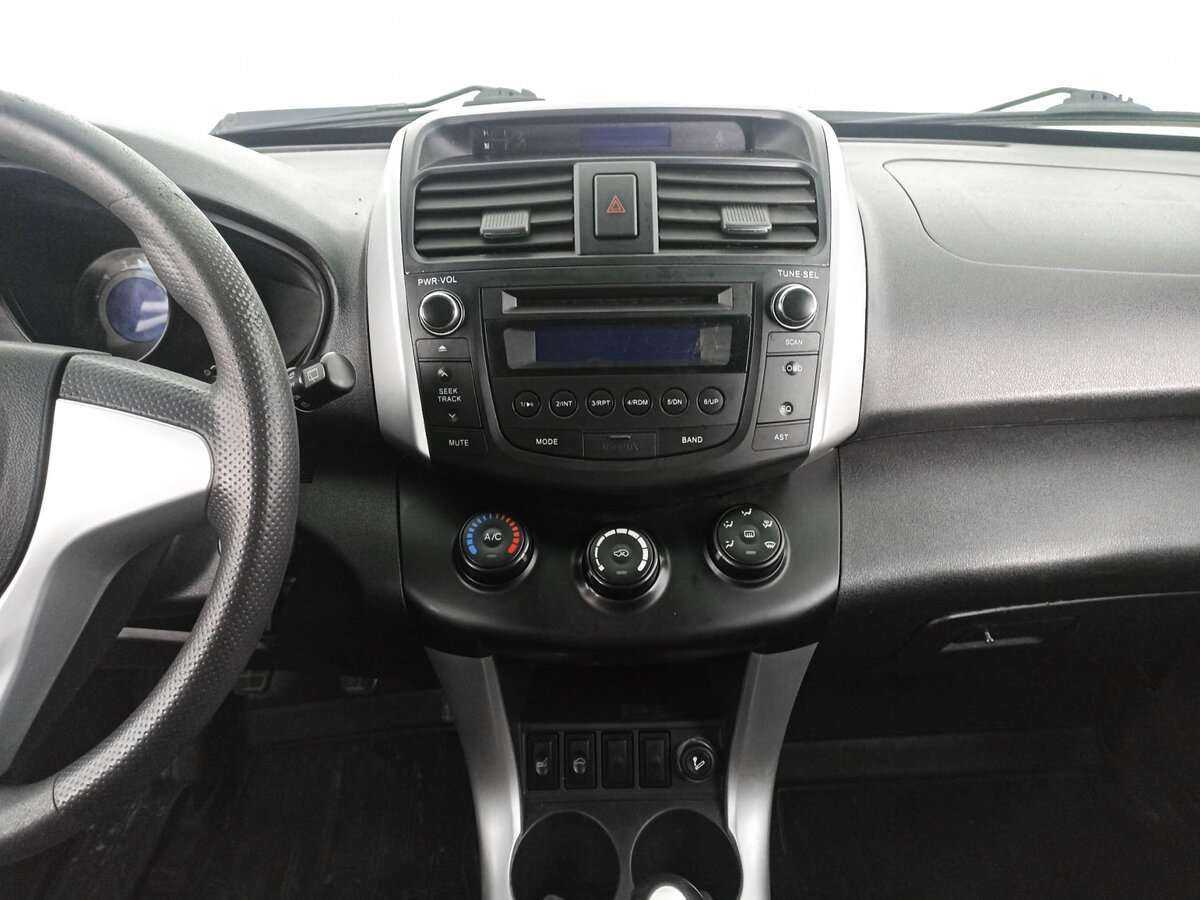 Лифан Икс60 б/у, 2013, Механическая. Фото: #12