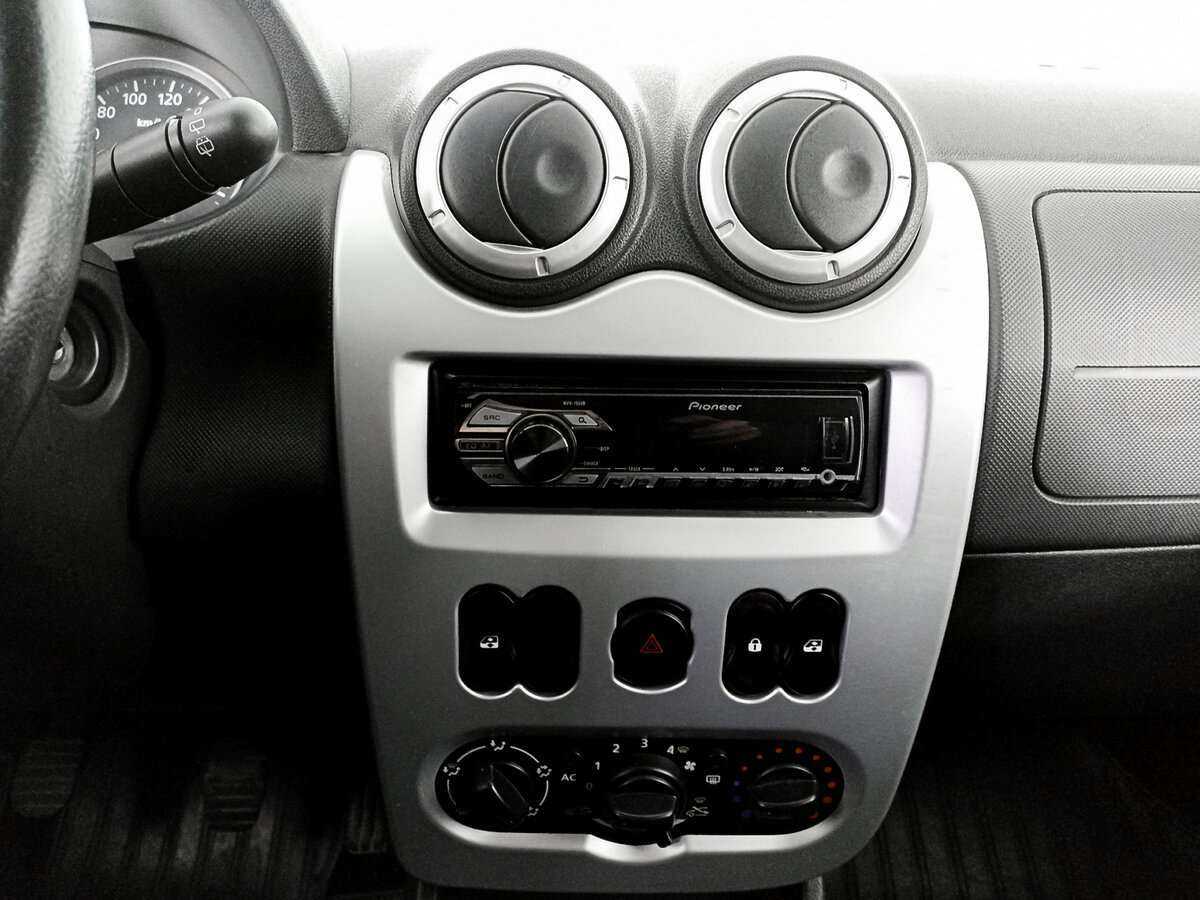 Рено Сандеро б/у, 2013, Механическая. Фото: #10