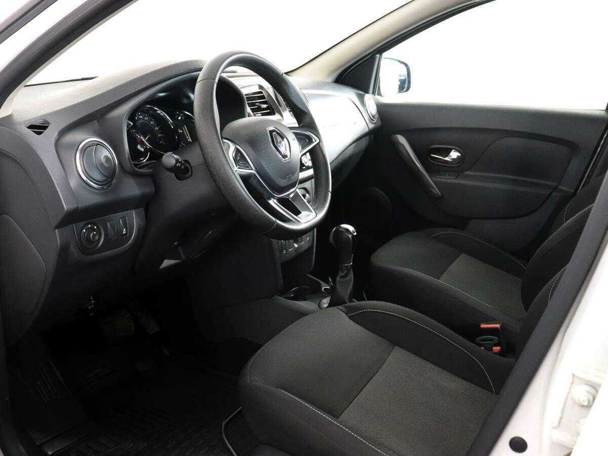 Рено Логан б/у, 2020, Вариатор. Фото: #7